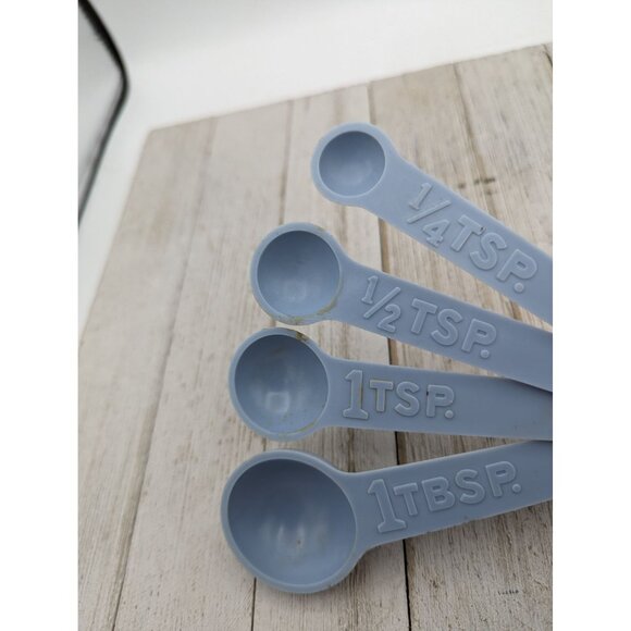 Measuring Spoons Set of 4 Country Blue 1 TBSP 1 Tsp 1/2 Tsp 1/4 Tsp - Picture 2 of 4